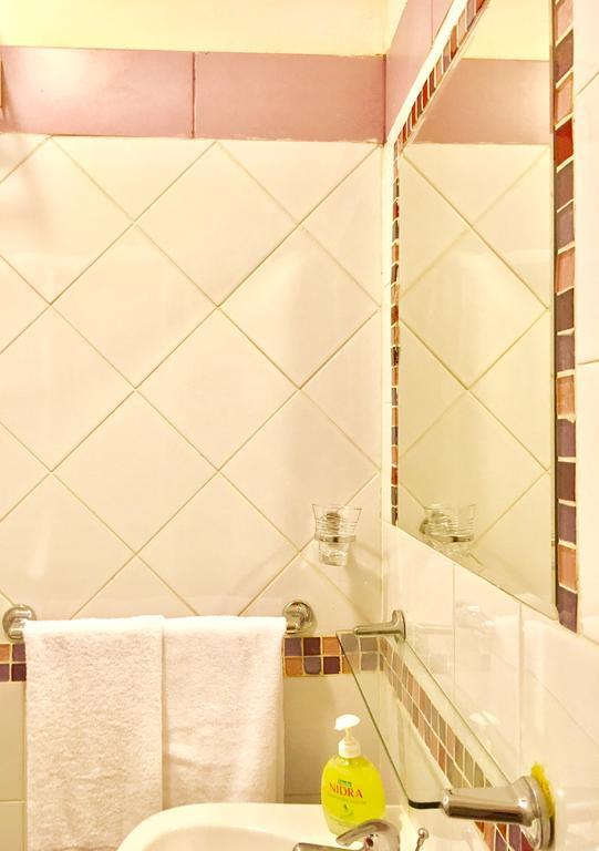 B&B Colosseum Rooms Rome Bagian luar foto